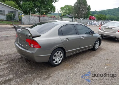 2008 Honda Civic Lx z USA, uszkodzony, nr VIN 1HGFA16548L091849